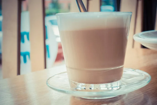 Sabah kafede kahve — Stok fotoğraf
