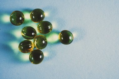 Arka plan üstünde belgili tanımlık konu ilaçların