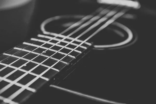 Acoustic guitar — Stock Photo, Image