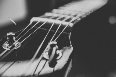 akustik gitar