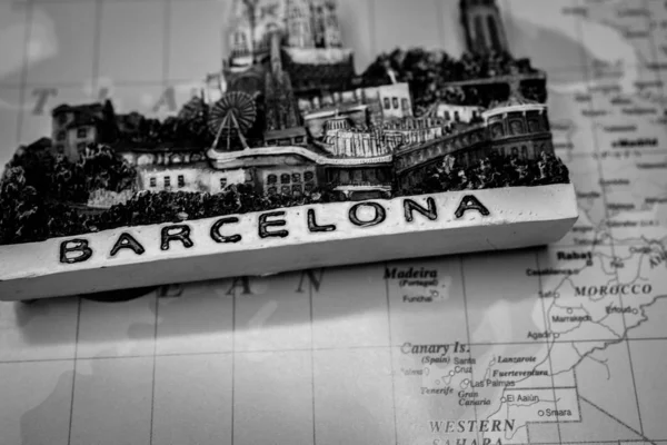 Souvenir-och magnet från Barcelona — Stockfoto