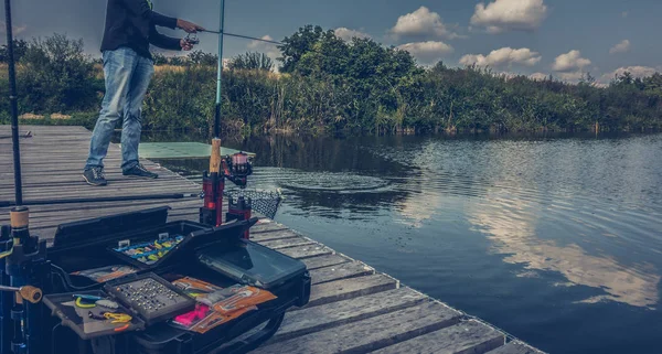 Fiske på sjön bakgrunden — Stockfoto