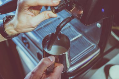 kahve makinesi kahve yapmak