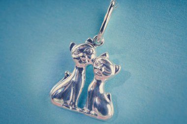 Taşlar ile güzel takı