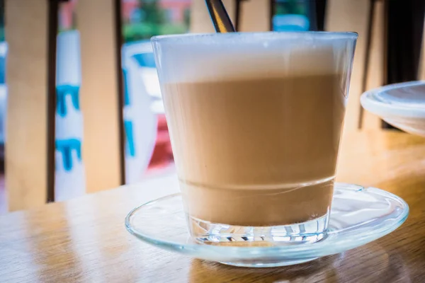 'S ochtends koffie in het café — Stockfoto