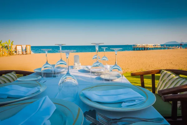 Bella Tavola Apparecchiata Ristorante Sul Mare — Foto Stock