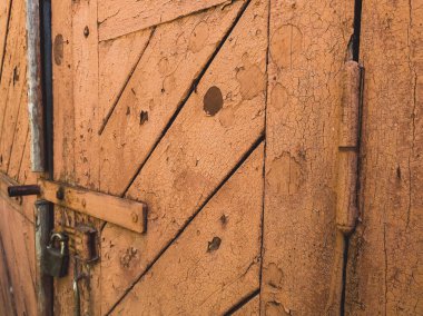 kapalı eski kapı detayları