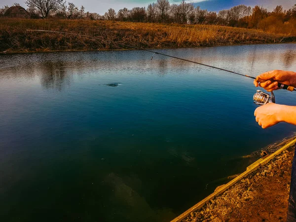 Pesca no lago — Fotografia de Stock