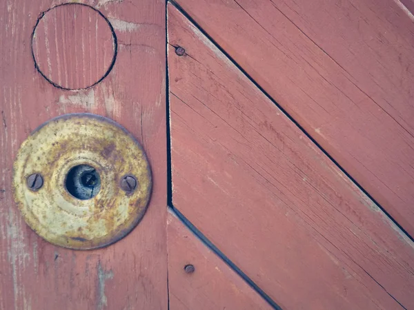 旧门上的锁 — 图库照片