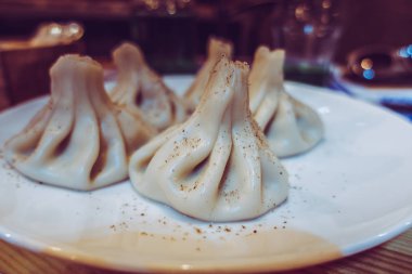 Lezzetli taze sulu khinkali