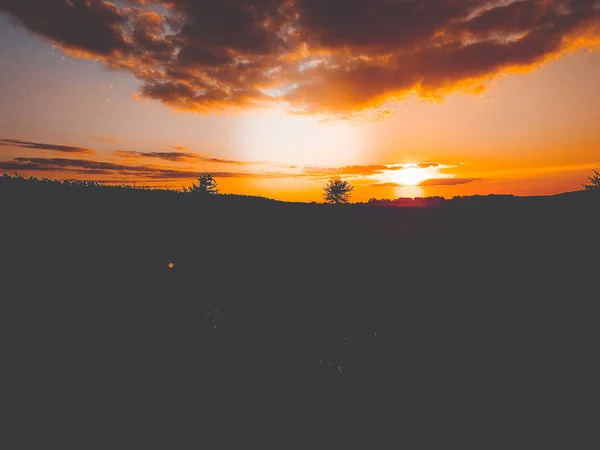 Belo pôr do sol da noite — Fotografia de Stock