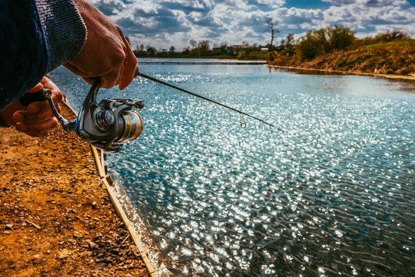 Fishing on the lake — Stock Photo, Image