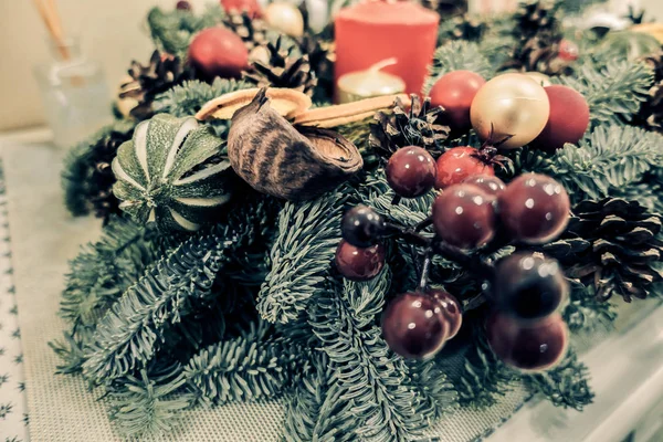 Corona en el tema de Navidad —  Fotos de Stock