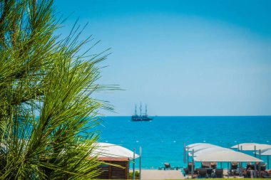 Deniz kenarındaki güzel resort peyzaj