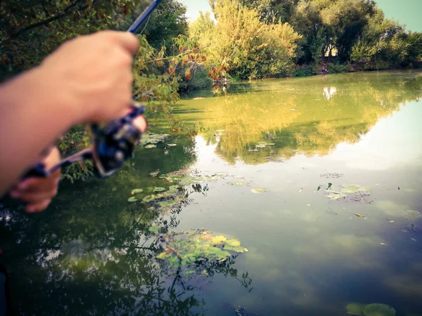 Pesca no lago — Fotografia de Stock