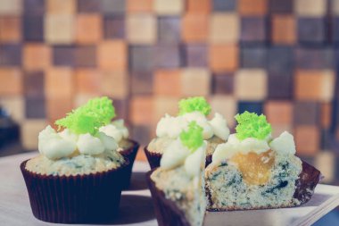 ıspanak yakın muffins