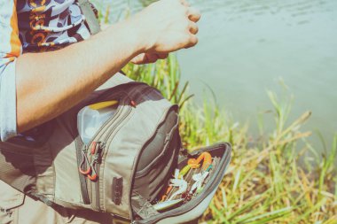 balıkçı balıkçılık takımlar kullanır