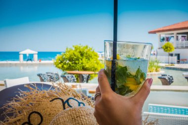 Tesiste Mojito kokteyli