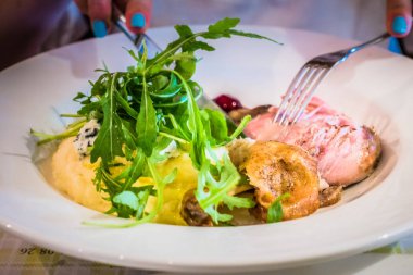 ördek patates ile pişmiş