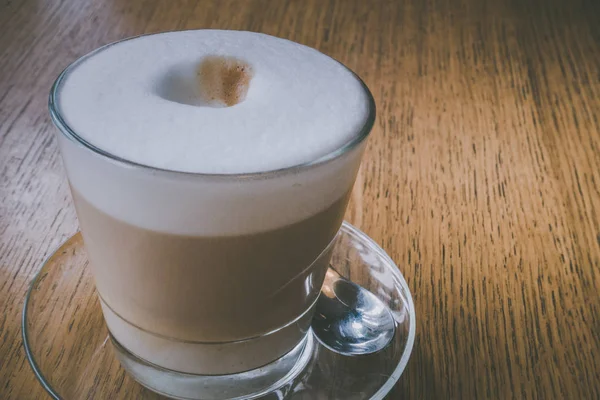 'S ochtends koffie in het café — Stockfoto