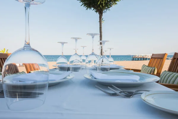 Bella Tavola Apparecchiata Ristorante Sul Mare — Foto Stock