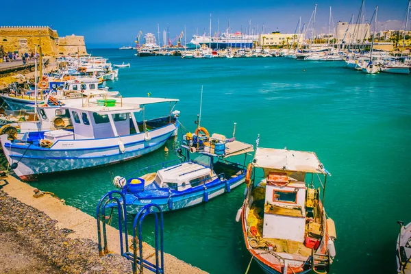 Marinmålning. Sea Trip till Kreta — Stockfoto