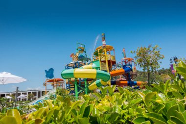 Çocuk su parkı. Çocuk su kaydırağı