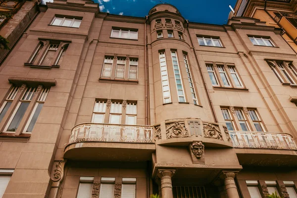 Schöne Stadtlandschaften, Architektur, Häuser — Stockfoto