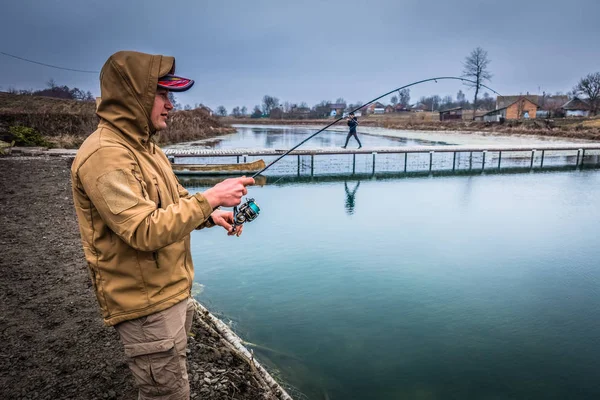 Young Man Fishing Lake — Stockfoto