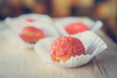 Taze kahve ve kekler