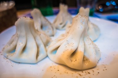 Lezzetli taze sulu khinkali