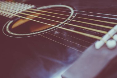 akustik gitar