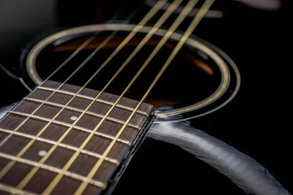 Akustik Gitar Yakın Görünüm — Stok fotoğraf