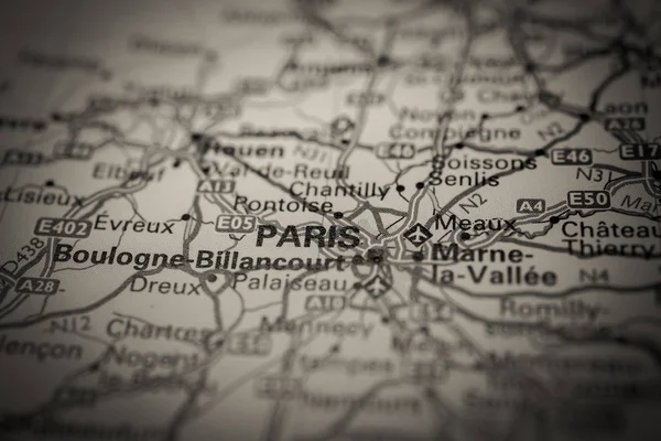 Париж на карті — стокове фото