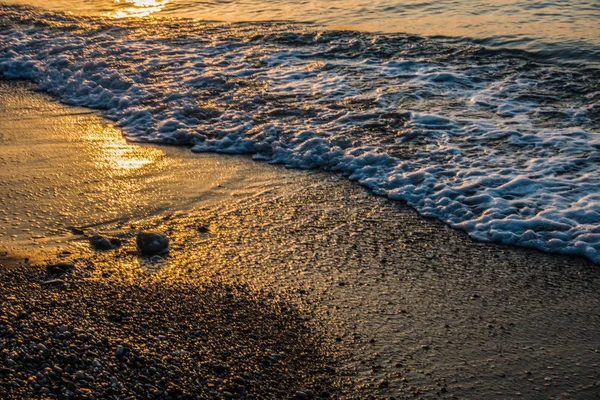 Piękny wschód słońca w seaside resort — Zdjęcie stockowe