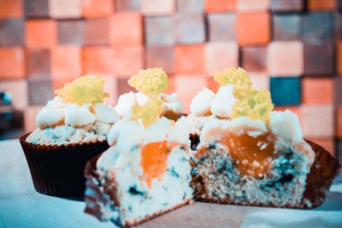 ıspanak yakın muffins