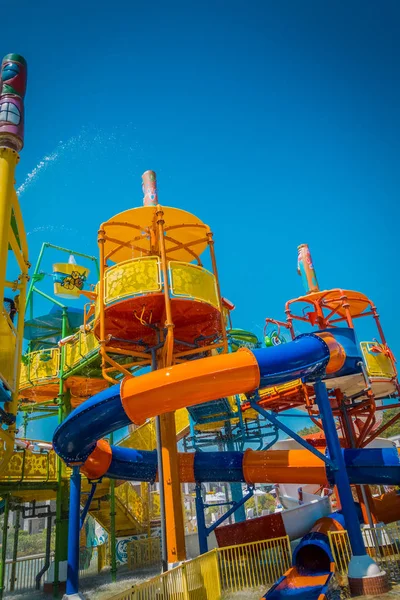 Kinder waterpark op het resort — Stockfoto