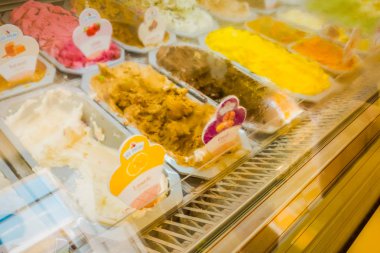 Dondurma için lezzetli soslar