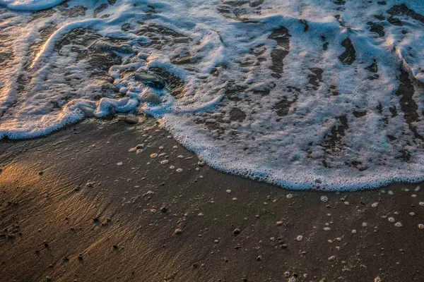 Magnifik sol uppgång på havet — Stockfoto