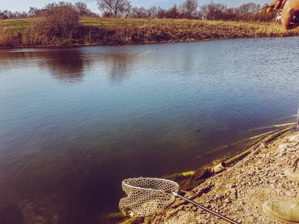 Pesca sul lago — Foto Stock