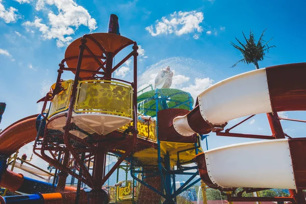 Дитячий аквапарк на курорті — стокове фото