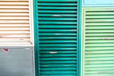 Çok renkli panjurlar, doku