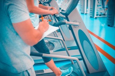 Koç ve istemci vasıl jimnastik salonu