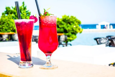 Sahil resort Bar'da kokteyller