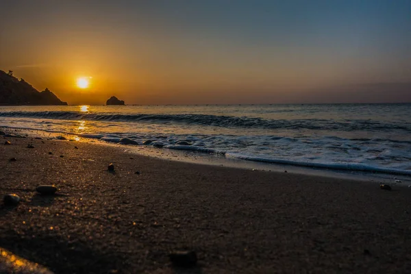 Magnífico nascer do sol no mar — Fotografia de Stock