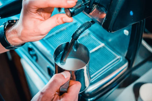 Kahve Makinesi Kahve Yapmak — Stok fotoğraf
