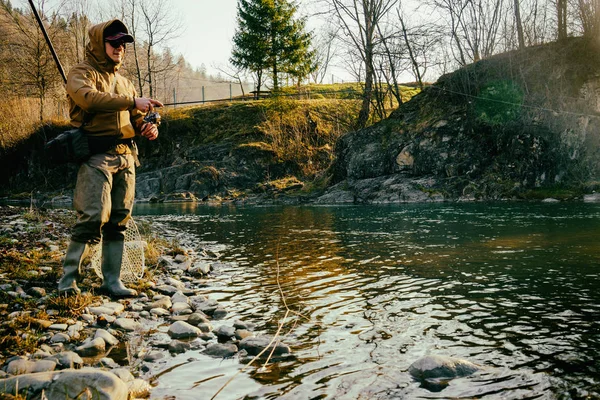 Pesca sul fiume — Foto Stock