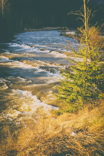 Beautiful mountain river, fabulous landscape — Stock Photo, Image