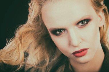 Güzel kadın göz yakın çekim, makyaj