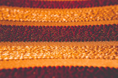 Güzel kumaş, arka plan